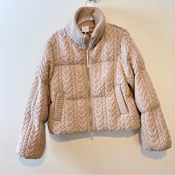New Varley Reggie cable knit puffer jacket in light taupe - Picture 3 of 11